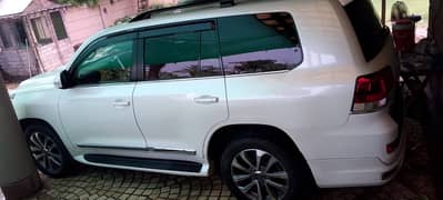 Toyota Land Cruiser 2016