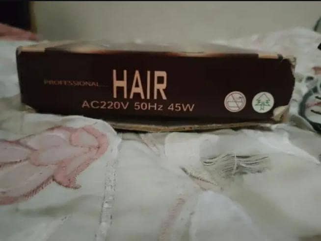 curling rod in new condition only box open, condition 10/10 2