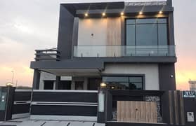 10 MARLA BRAND NEW HOUSE FOR SALE IN DHA PHASE 4 BLOCK KK