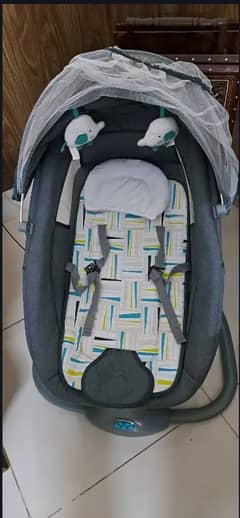 Used Mastela 3 in 1 Swing  Urgent Sale