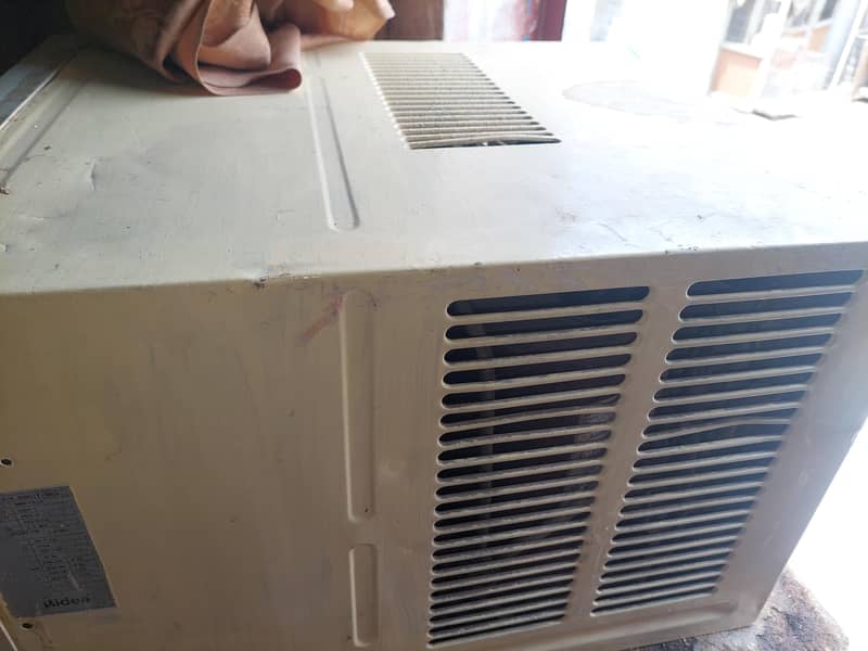 window ac for sal good condition working condition 1