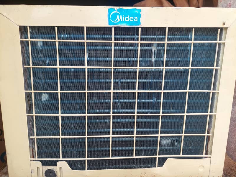 window ac for sal good condition working condition 2