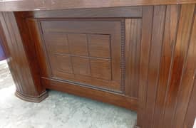 executive office table Selling in half price