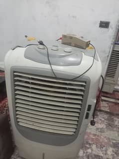 AC DC cooler