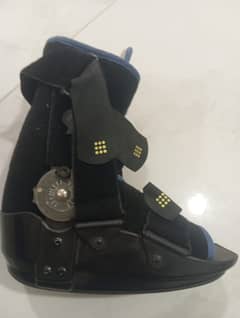 Thuasne Fracture Walker Control Boot 7630 with Rom & Air Refurbished