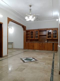 G 11/1 up portion for Rent Size 2560 newly big Street 2 bed 3 bath family beaclar