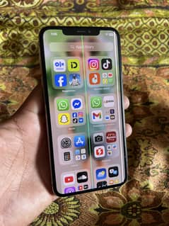 iPhone xs max 64gb jv non exchange sale