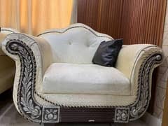 Good condition sofa set