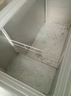 Waves Freezer