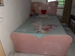 single baby bed good condition