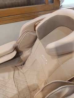 Heal Master Massage Chair- Only used for a week