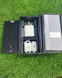 Huawei mate 40 pro 03474783195watsapp
