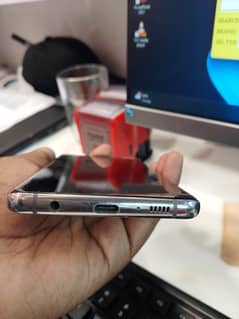Samsung S10