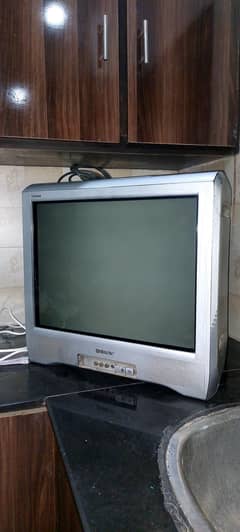SONY TV- NEGOTIABLE