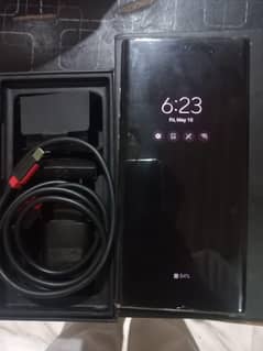 note 10 plus with box