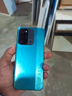 Tecno sprak 8c 4/128