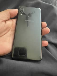 Samsung a20e full okkey non pta har cheez okkey ha exchange