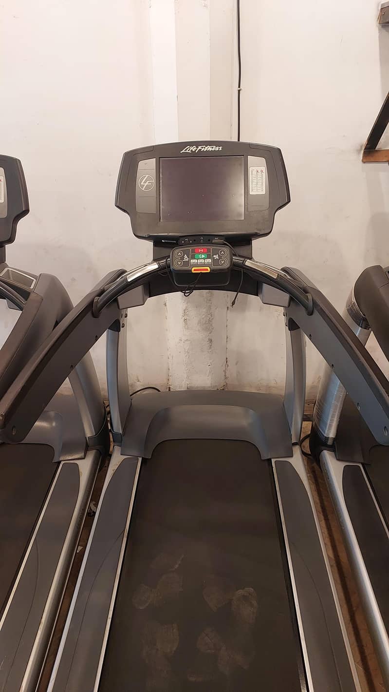 TREADMILL / RUNNING MACHINE / WALKING MACHINE / ELETCTRIC TREADMILL 13