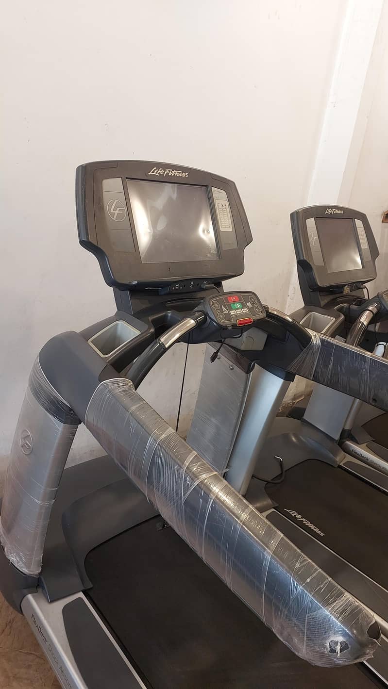 TREADMILL / RUNNING MACHINE / WALKING MACHINE / ELETCTRIC TREADMILL 16