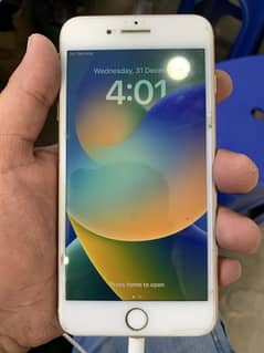iPhone 8plus  64GB non pta back camera problem