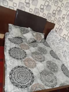 Bed with 2 side table and dressing table