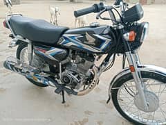 Honda 125.2025 model urgent sale