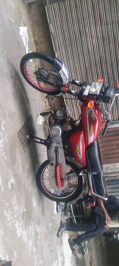 good condition bike jis ne leni ho wo rabta kre