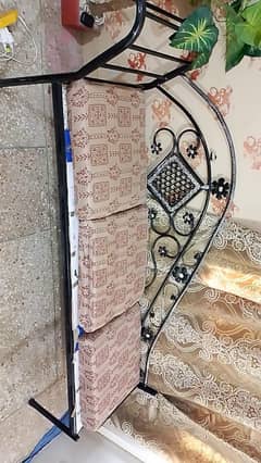 3 sitter Iron Sofa