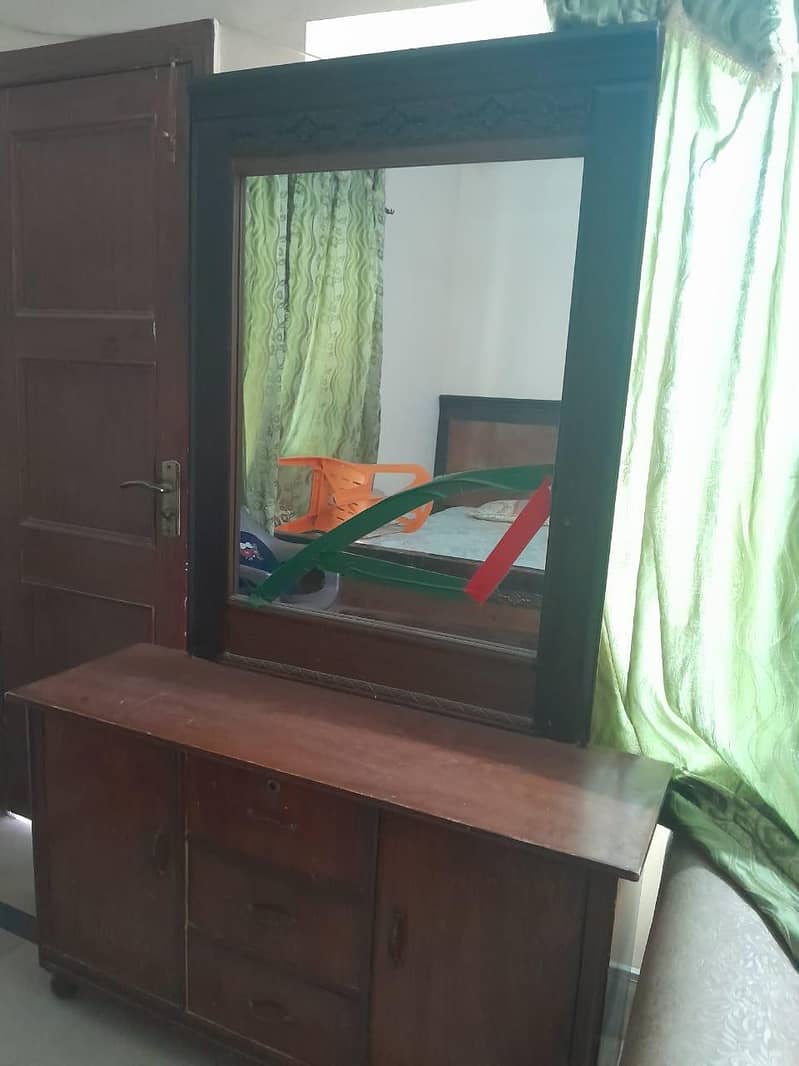 double bed with side tables and dressing table 3
