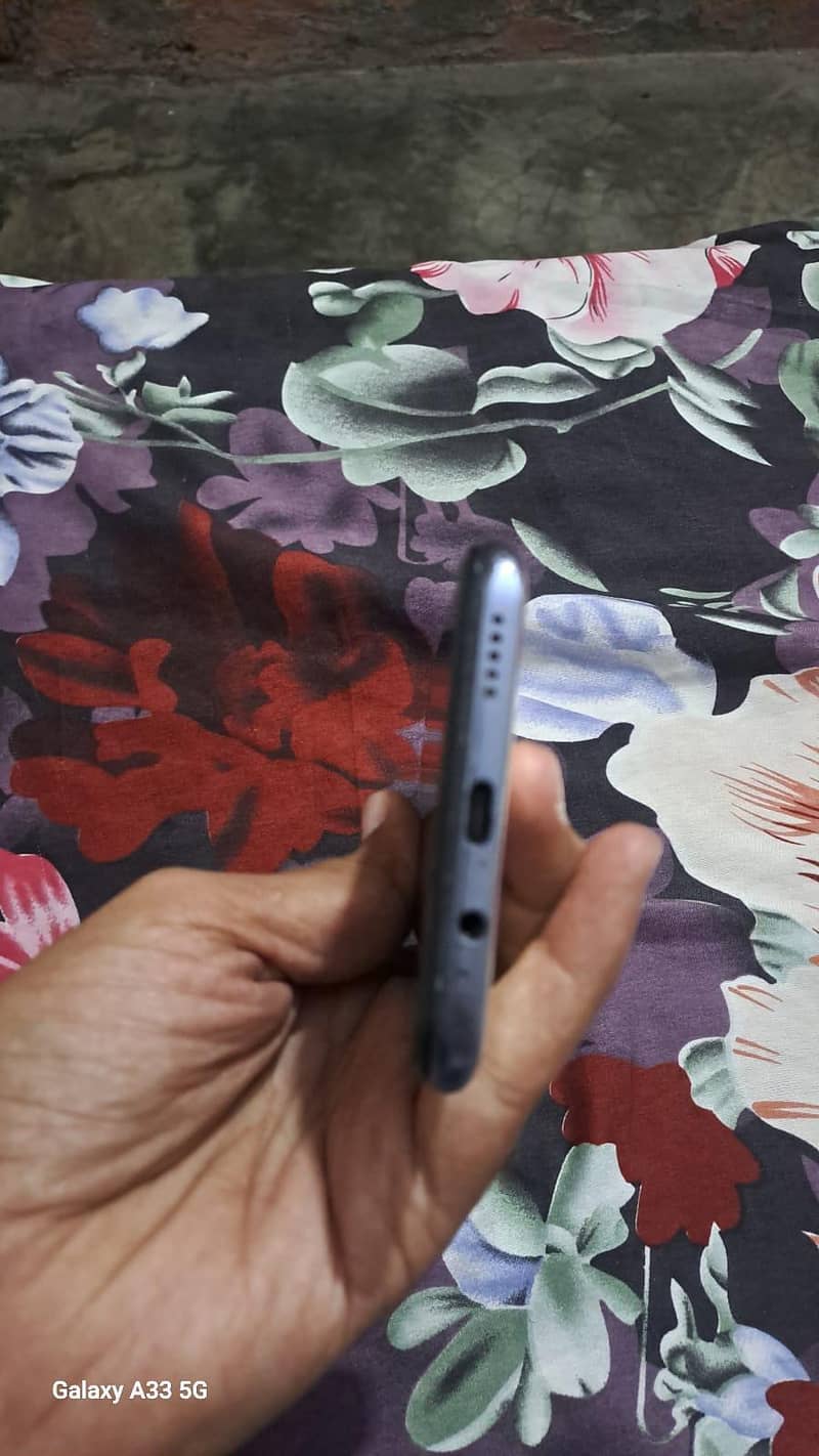 8/128 gb Infinix note 8 front double camera better condition 2