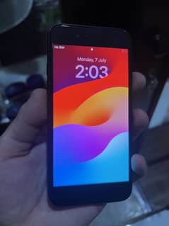 iPhone SE 2020, non PTA  for urgent sale