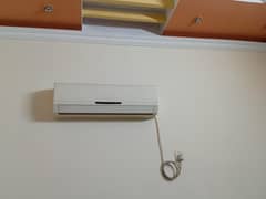 Gree 1.5 ton split ac