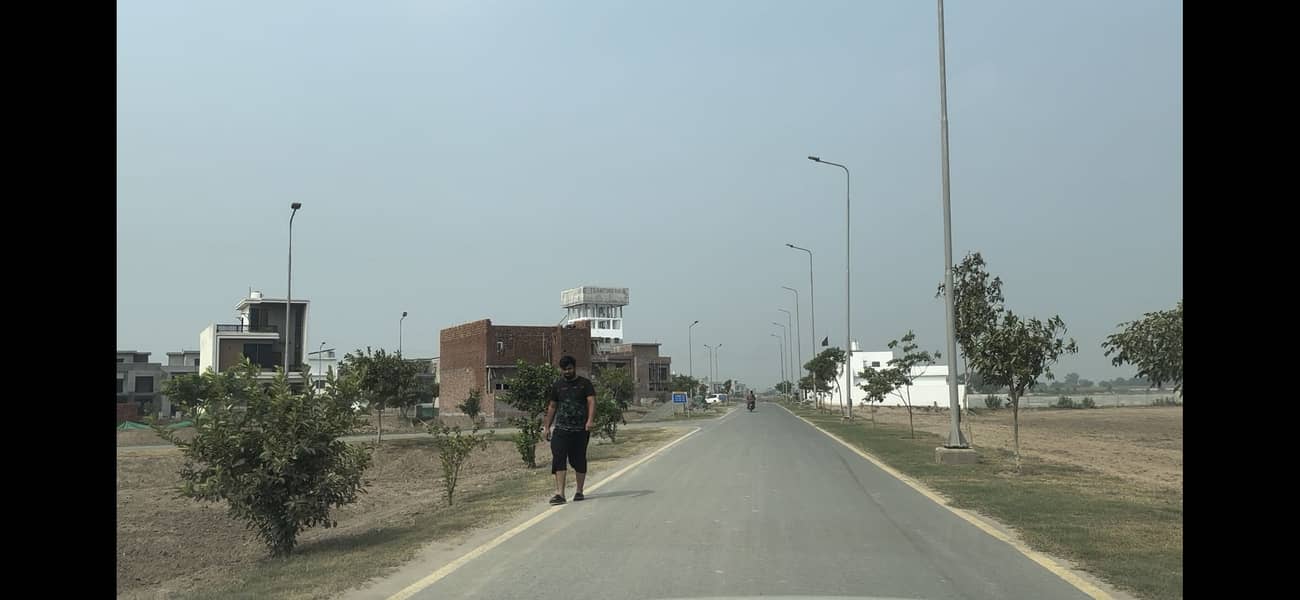 5 Marla Plot Available Best Location In Diamond Block 4