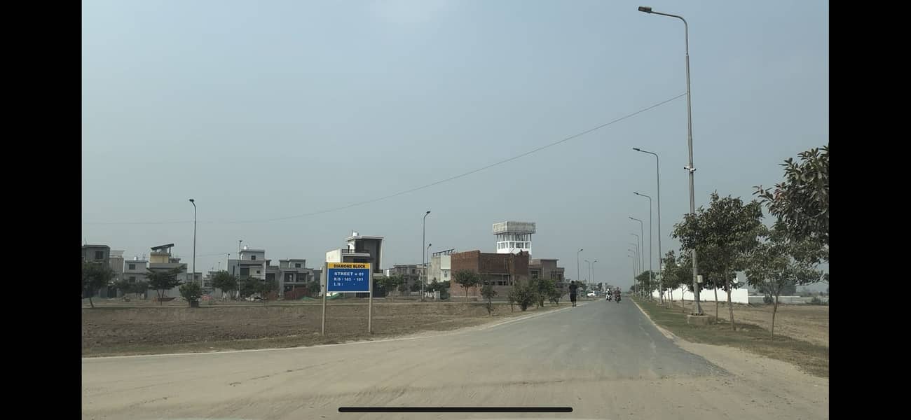 5 Marla Plot Available Best Location In Diamond Block 5
