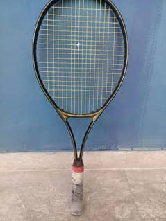tennis racket 10/10 condition