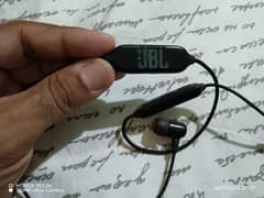 JBL & Power beats neckband