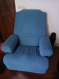 Dolce vita Master recliner,  rotator and rocking 3 in 1 sofa