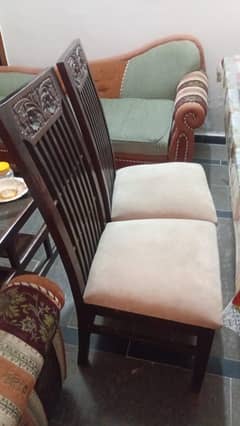 8 seater Dinning table