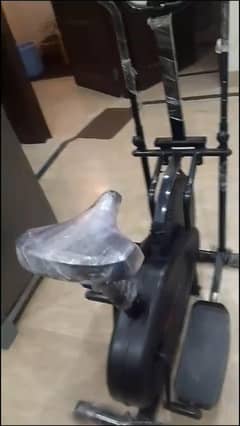 MIHA TAIWAN ELLIPTICAL EXERCISE MACHINE