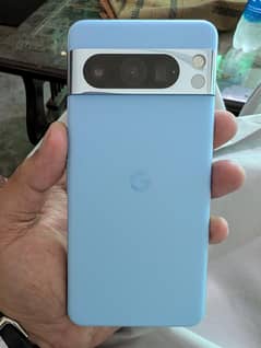Google Pixel 8 Pro