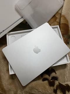 MacBook