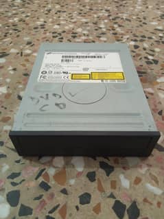 DVD-ROM