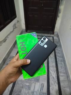 Infinix hot 12 play (4+3) 64 Gb 6000 maah battery