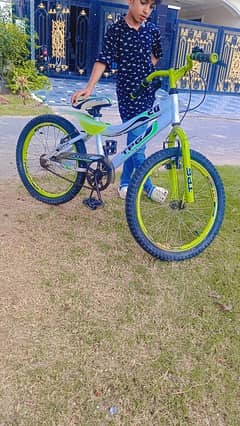 sports boy cycle