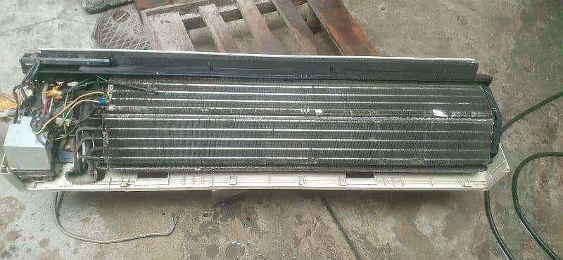 very good condition new jaisa 10+10 6