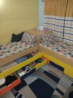 Bunker beds