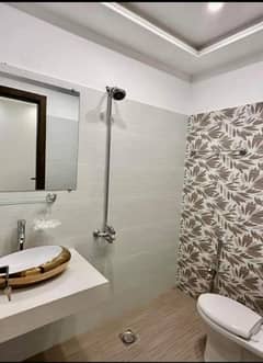 7 marla full house availbale for rent in bahria town phase 8