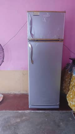 refrigerator medium size. whatsapp. 343//5750722