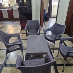 Boss Grey Plastic Table and 5*Chair Set (2 boss, 3 Vip) (2023)