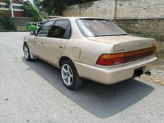 SE. saloon 1992